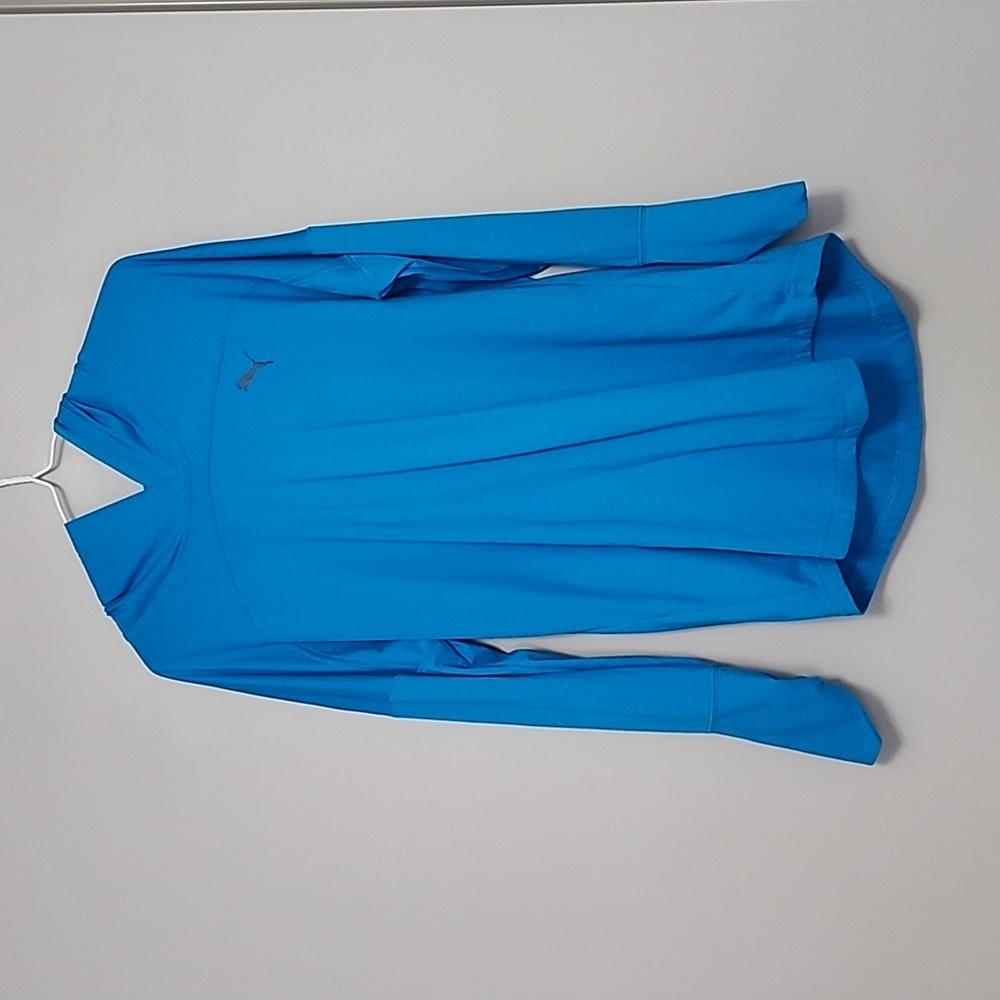 Puma Long Sleeve hooded Shirt size XL